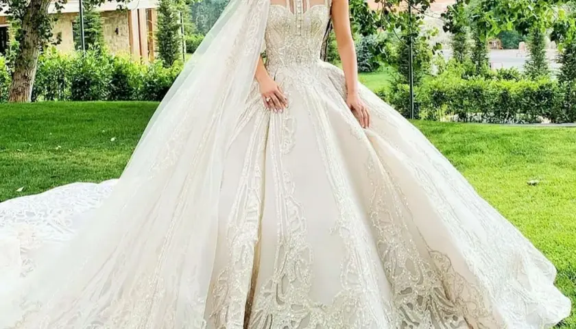 Elie Saab: Gdzie kupić suknię ślubną poza Polską? Przewodnik!